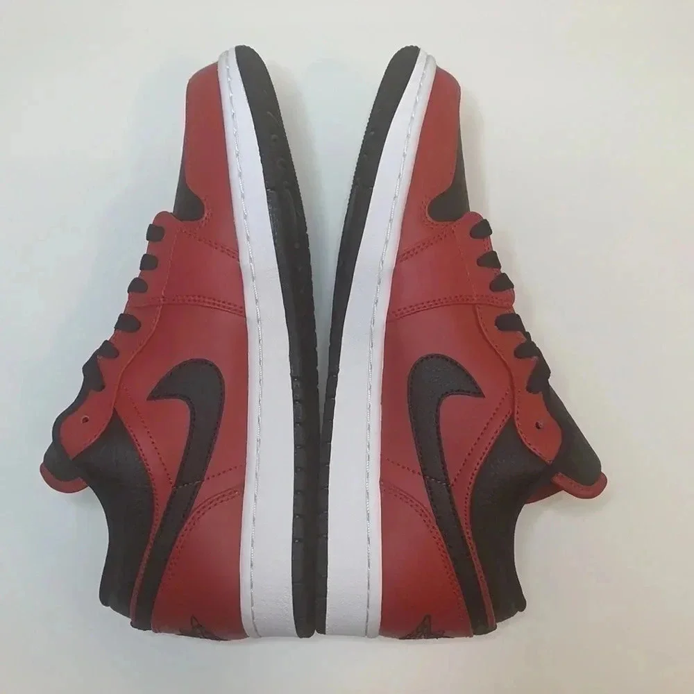 Jordan 1 Low Reverse Bred Sneakers Gym 9.5 New